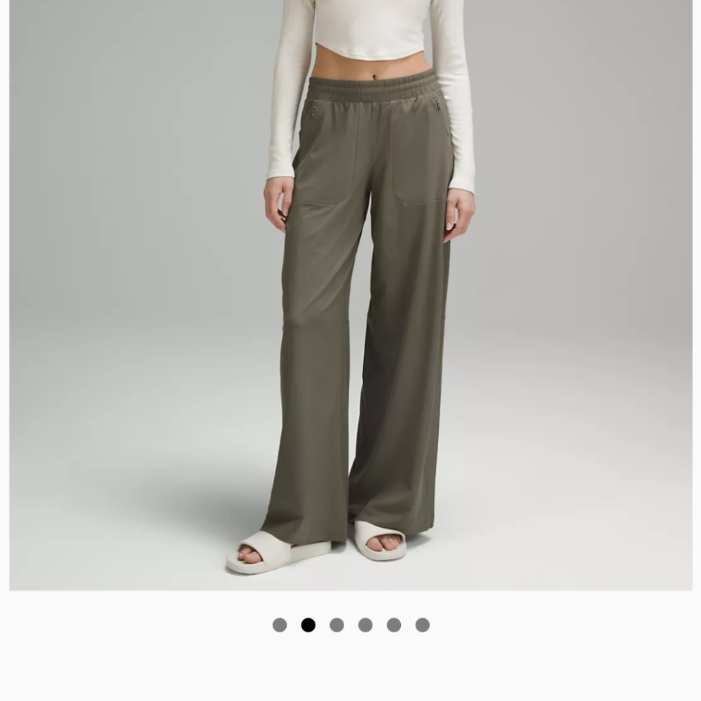 NWOT Lululemon casual swift pants